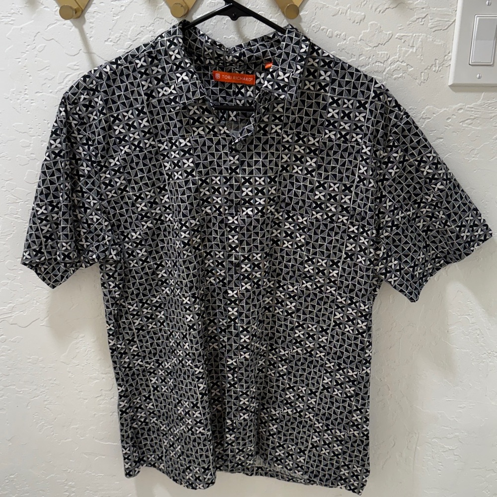 Tori Richard Monochrome Geometric Shirt Large